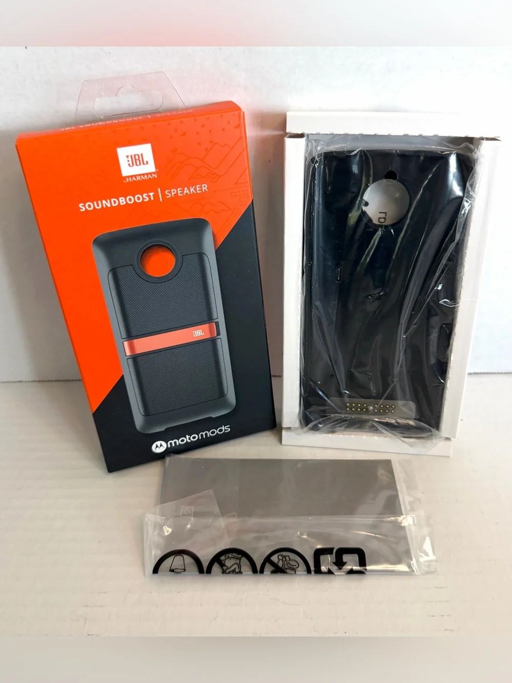 NIB* JBL SoundBoost Moto Mod Speaker Box for Motorola Moto Z Phones
